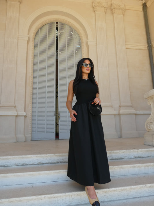ROBE NOIR INTEMPOREL